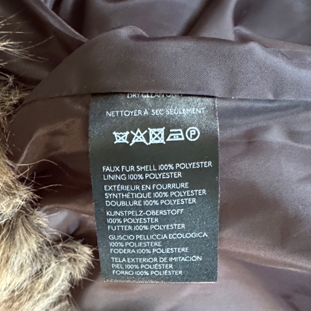 UO Sloanne Faux Fur Zip-Up Hooded Jacket - Picture 5 of 10